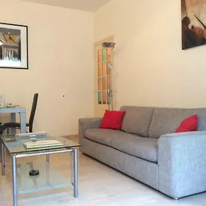 place-mozart-holiday-apartment.fr-provencehotel.com/